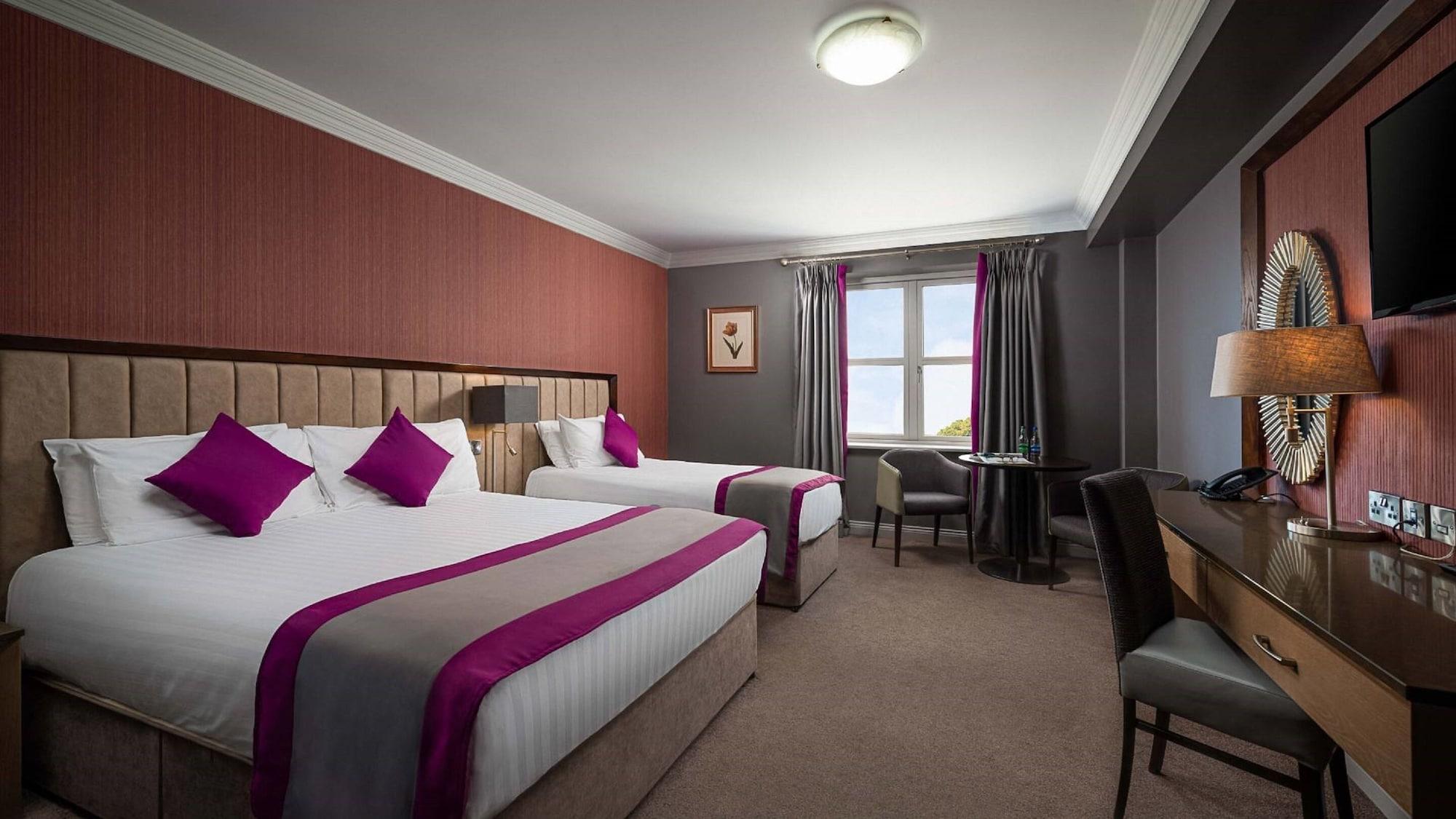 Prince Of Wales Hotel Athlone Dış mekan fotoğraf