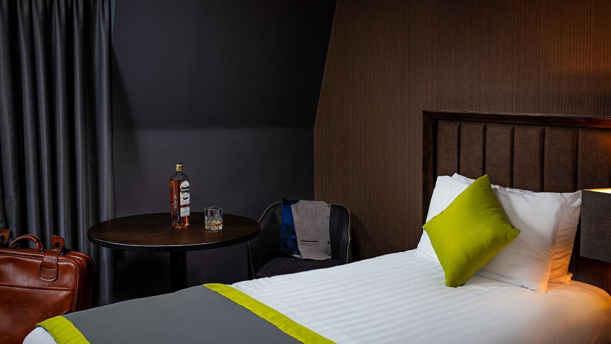 Prince Of Wales Hotel Athlone Dış mekan fotoğraf